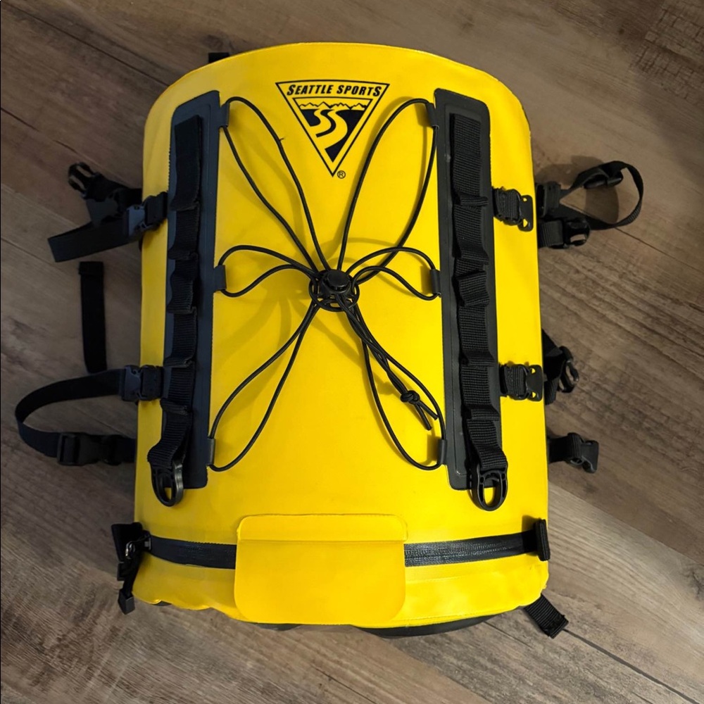 Seattle Sports Deluxe Deck Bag